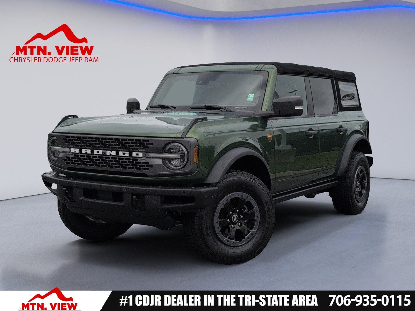 2022 Ford Bronco Badlands in Eruption Green Metallic — front three-quarter view