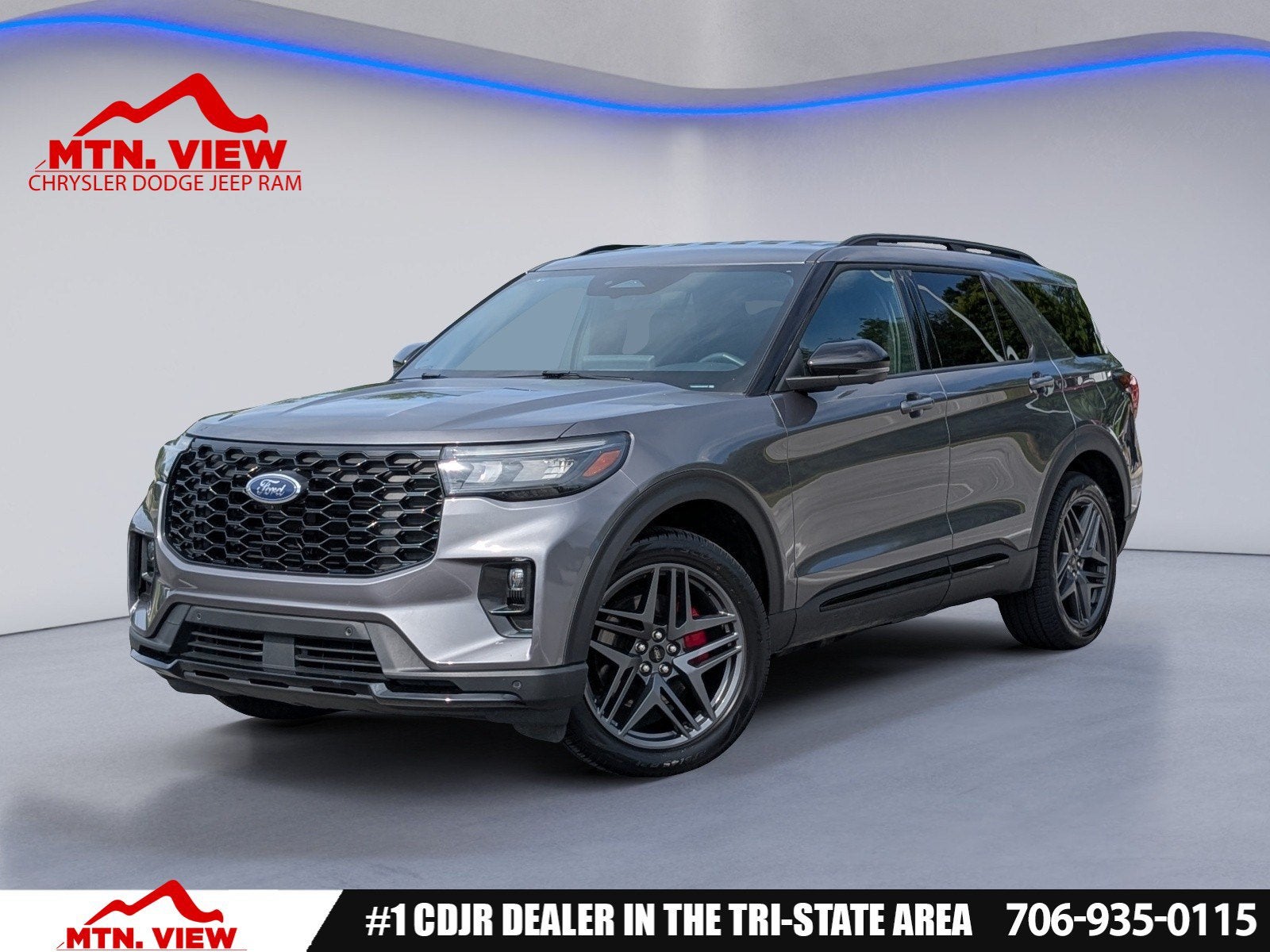 2025 Ford Explorer ST-Line in Gray Metallic — front three-quarter view