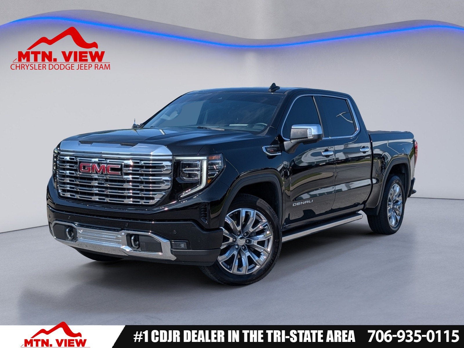2024 GMC Sierra 1500 Denali in Onyx Black — front three-quarter view