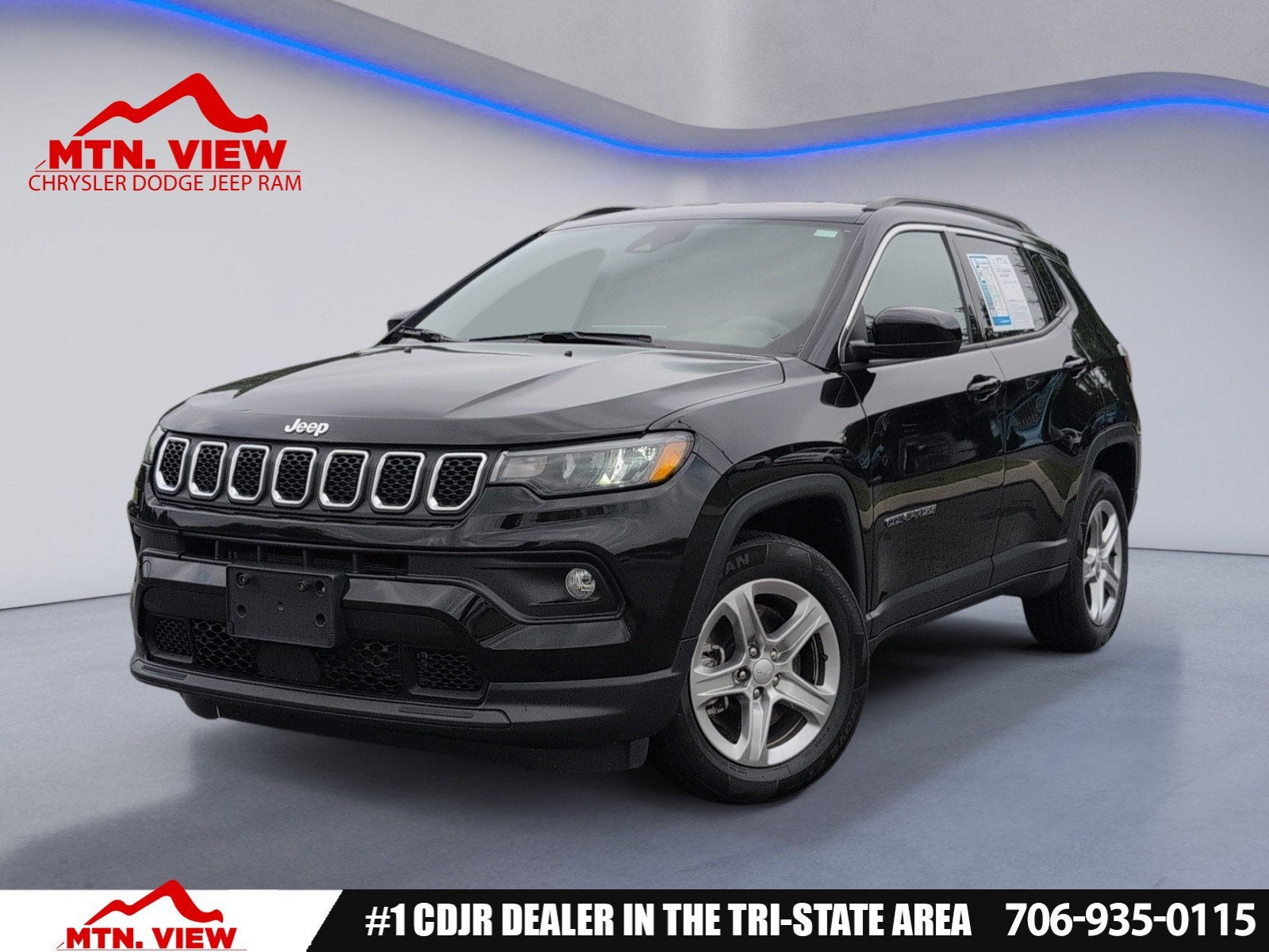 2024 Jeep Compass Latitude in Diamond Black Crystal Pearlcoat — front three-quarter view